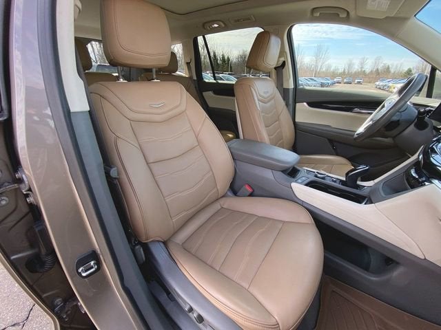 2022 Cadillac XT6 Premium Luxury