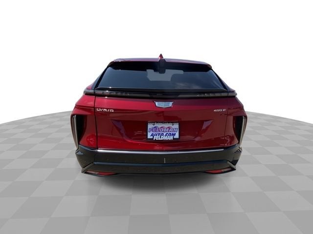 2024 Cadillac LYRIQ Luxury 1