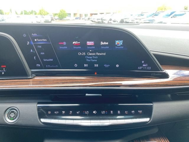 2022 Cadillac Escalade ESV Premium Luxury