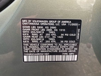 2024 Volkswagen Atlas 2.0T Peak Edition SEL