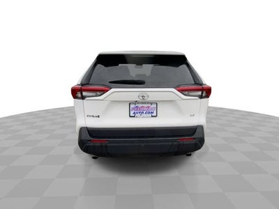 2025 Toyota RAV4 LE