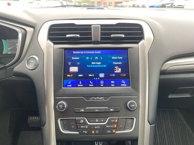 2020 Ford Fusion SE