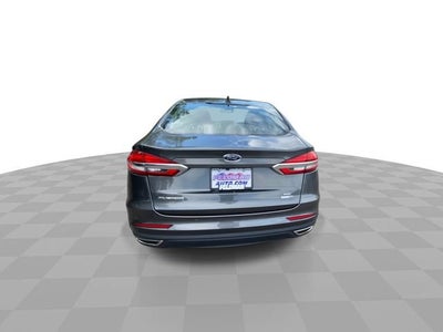 2020 Ford Fusion SE