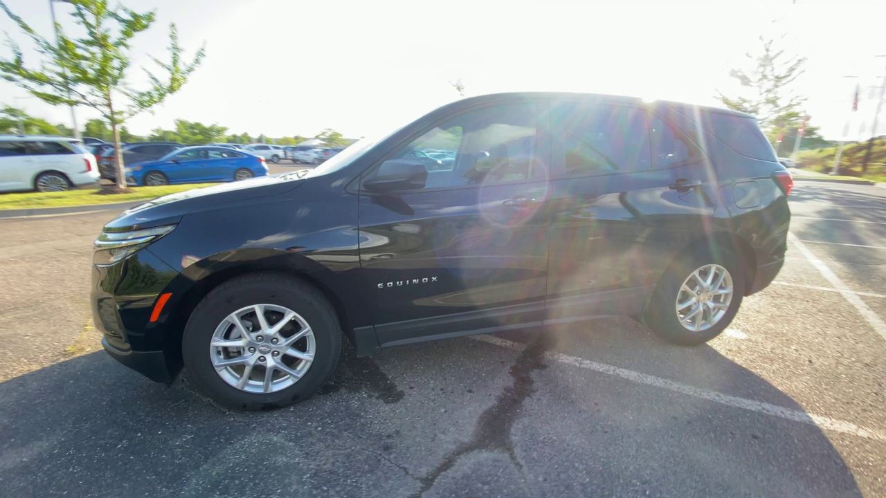 2024 Chevrolet Equinox LS