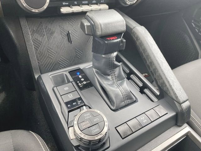 2024 Toyota Tacoma 4WD SR5