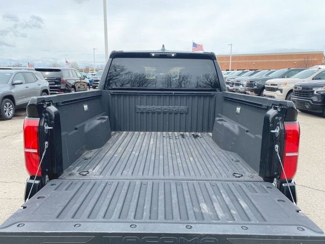 2024 Toyota Tacoma 4WD SR5