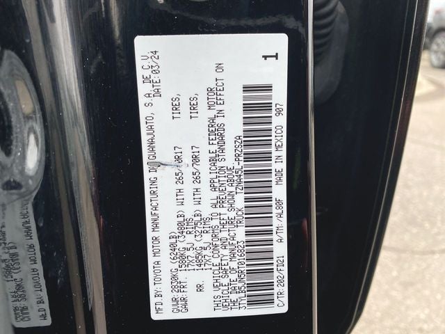 2024 Toyota Tacoma 4WD SR5