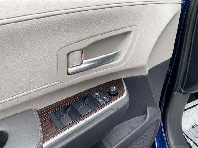 2022 Toyota Sienna XLE