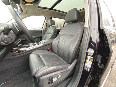 2025 BMW X7 xDrive40i