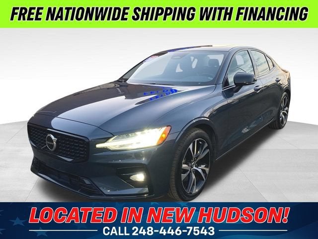 2024 Volvo S60 Core Dark Theme