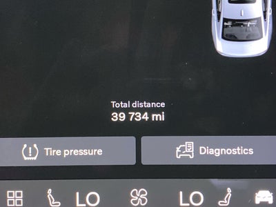 2024 Volvo S60 Core Dark Theme