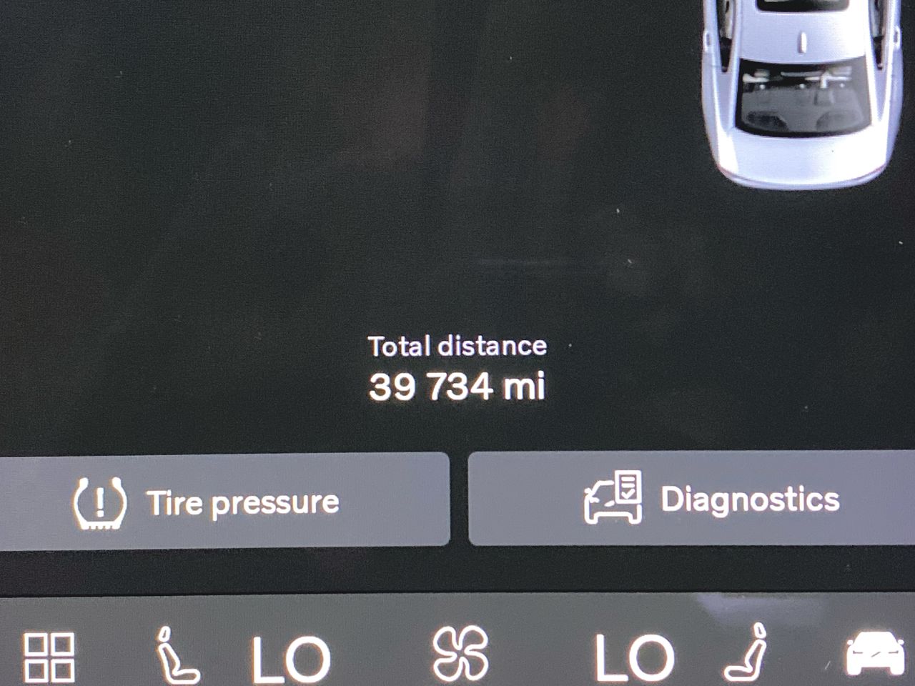 2024 Volvo S60 Core Dark Theme