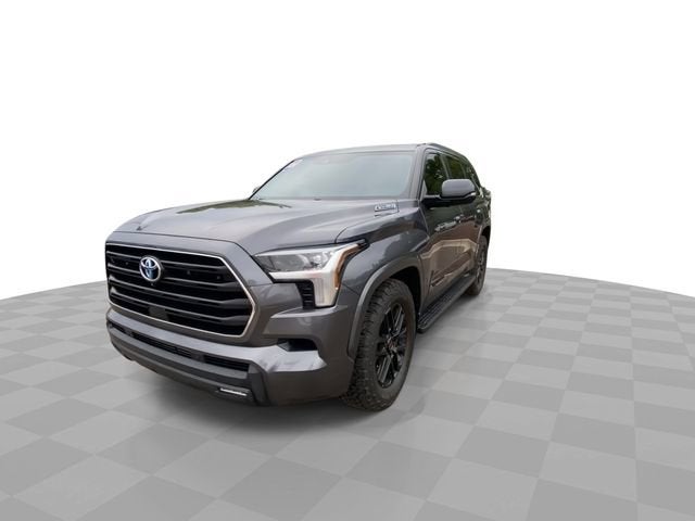 2024 Toyota Sequoia SR5