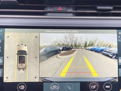 2025 Land Rover Range Rover SE