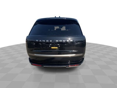 2025 Land Rover Range Rover SE
