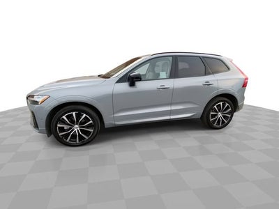 2025 Volvo XC60 B5 Plus