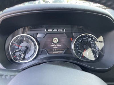 2020 RAM 1500 Big Horn Crew Cab 4x4 5'7" Box