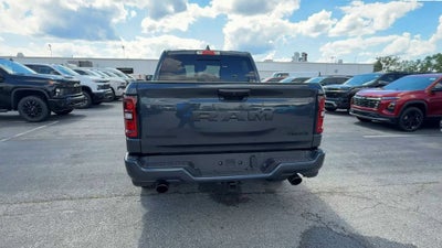 2025 RAM 1500 Big Horn Crew Cab 4x4 5'7" Box