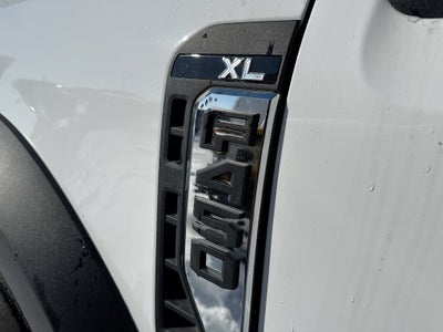 2024 Ford Super Duty F-450 DRW XL