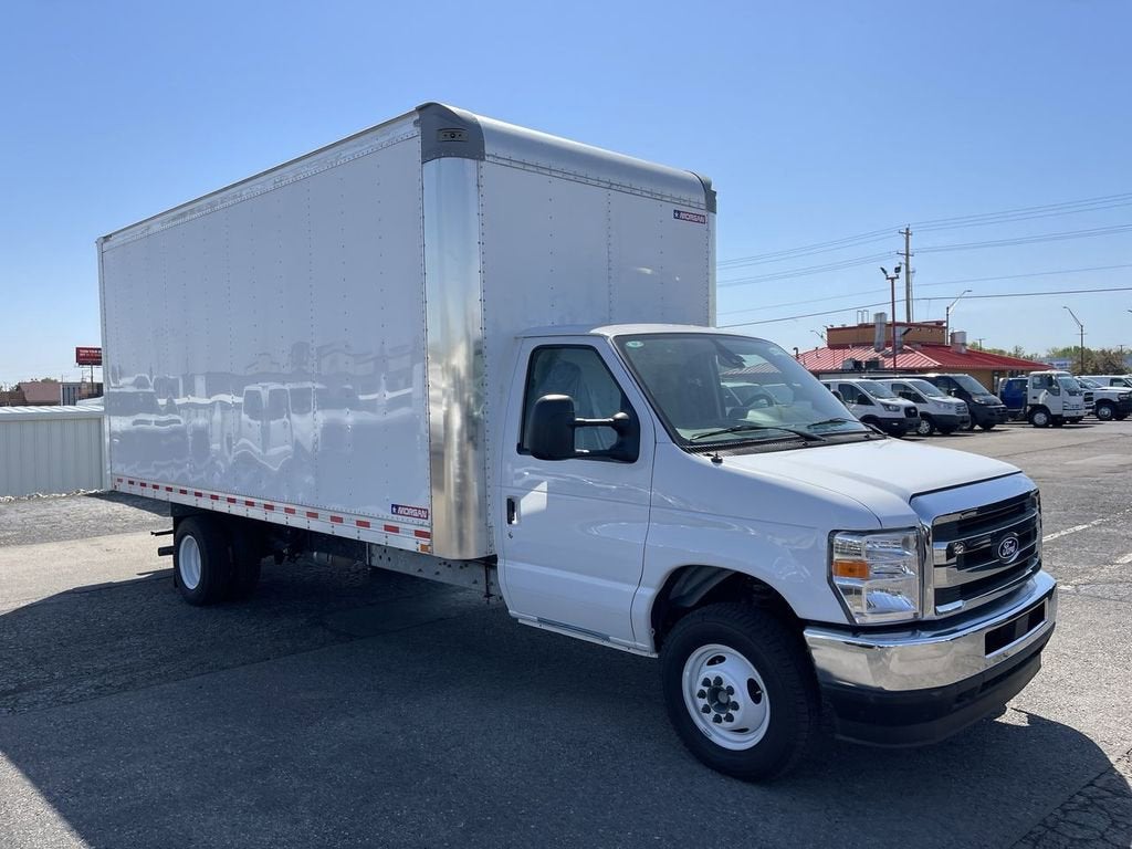 2026 Ford E-Series Cutaway E-450 DRW 158" WB