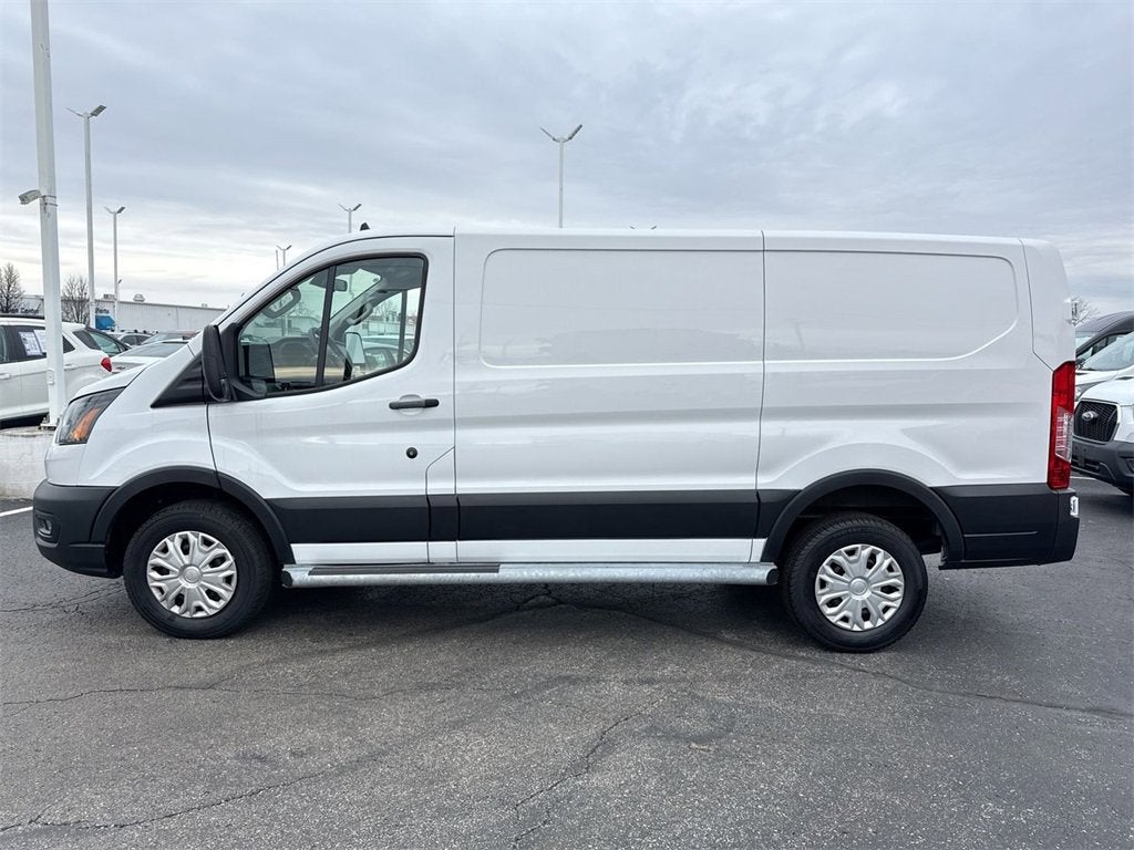 2024 Ford Transit Cargo Van T-250 130" Low Rf 9070 GVWR RWD