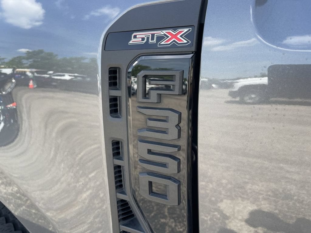 2025 Ford Super Duty F-350 SRW XL