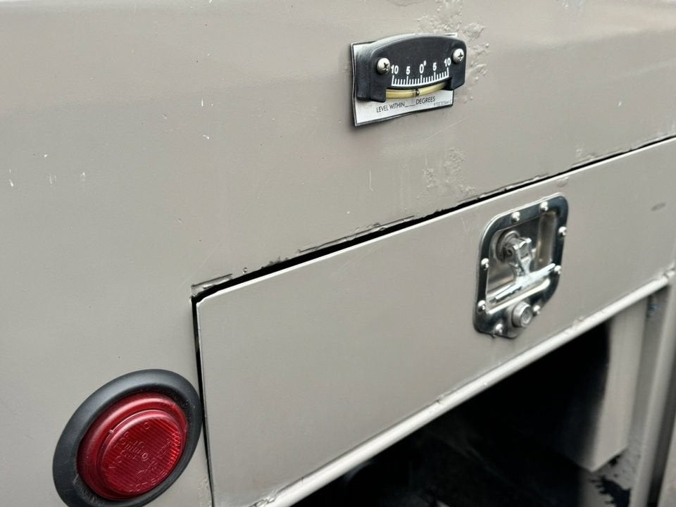 2007 FRT M2106S NA