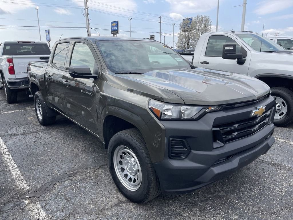 2024 Chevrolet Colorado WT