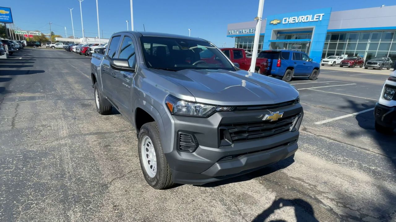2025 Chevrolet Colorado WT/LT