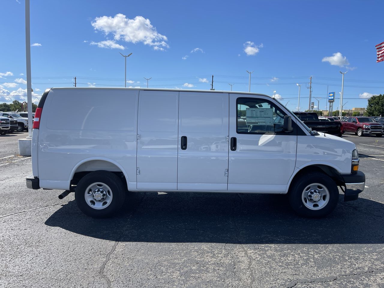 2025 Chevrolet Express Cargo WT
