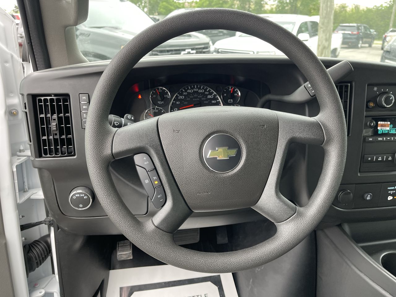 2025 Chevrolet Express Cargo 2500 WT