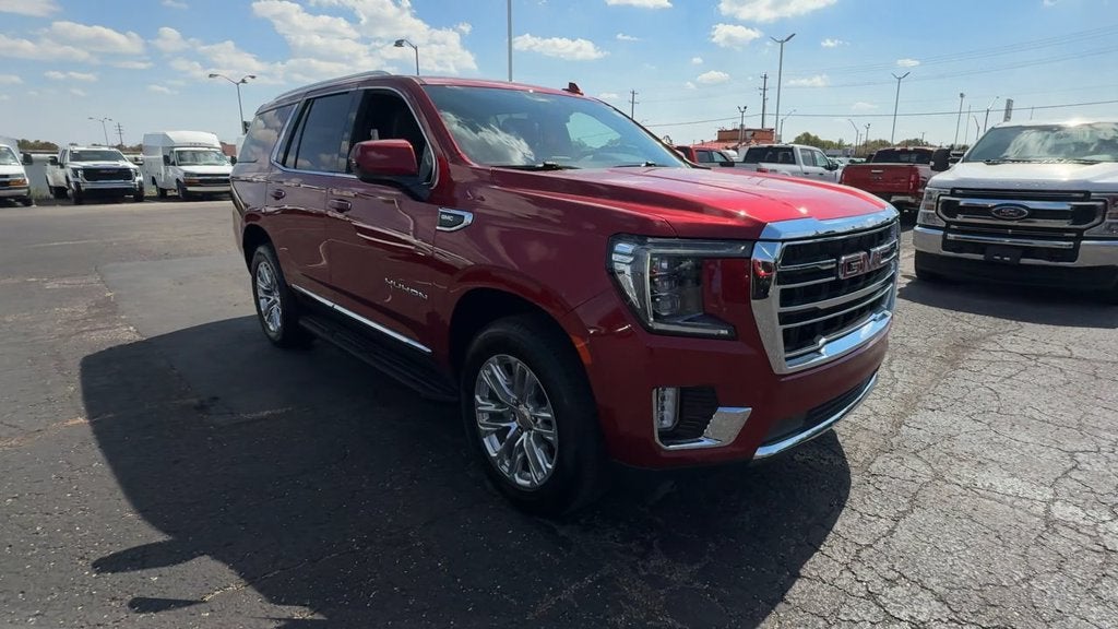 2023 GMC Yukon SLT
