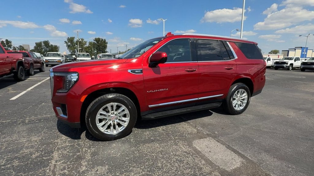 2023 GMC Yukon SLT