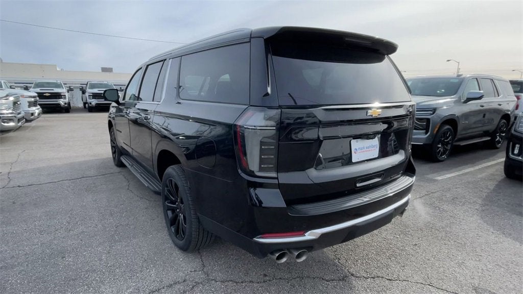 2025 Chevrolet Suburban Premier