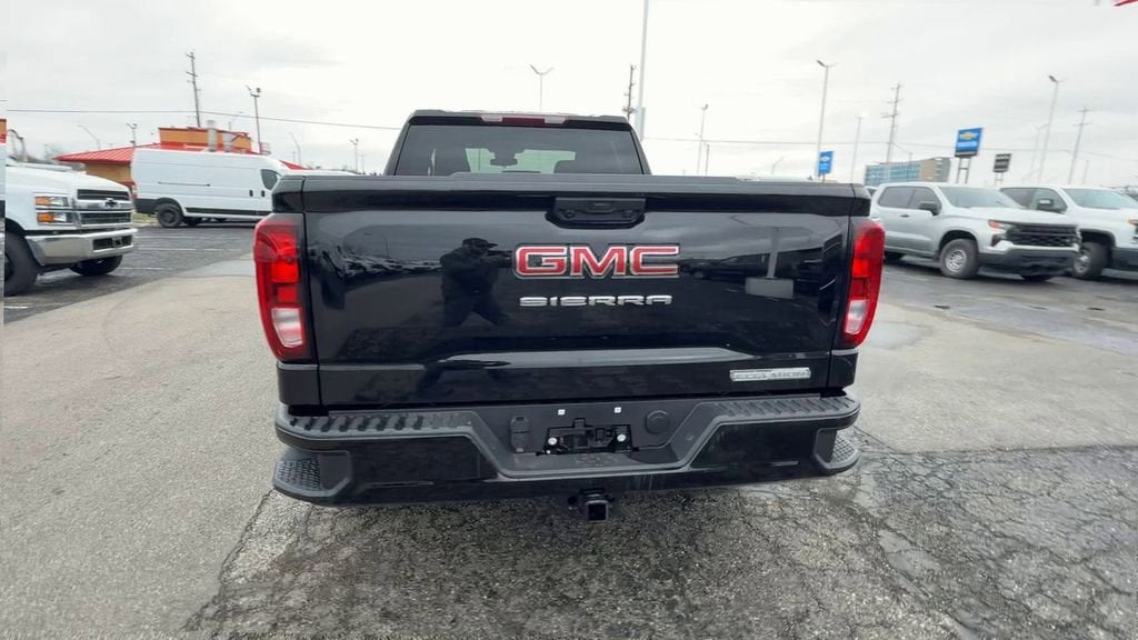 2025 GMC Sierra 1500 Elevation