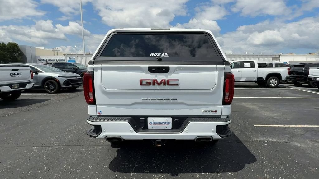 2024 GMC Sierra 1500 AT4