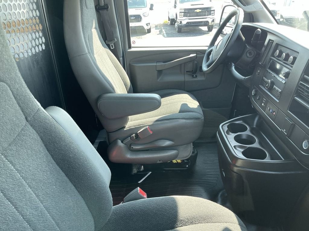 2024 GMC Savana Cargo 2500 Work Van