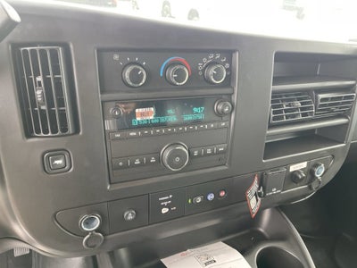 2026 Chevrolet Express Cutaway 3500 1WT