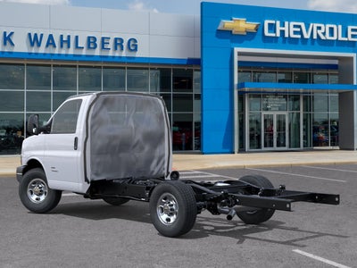 2026 Chevrolet Express Cutaway 3500 1WT