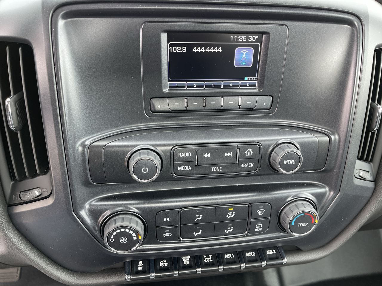 2024 Chevrolet Silverado 5500 HD Work Truck