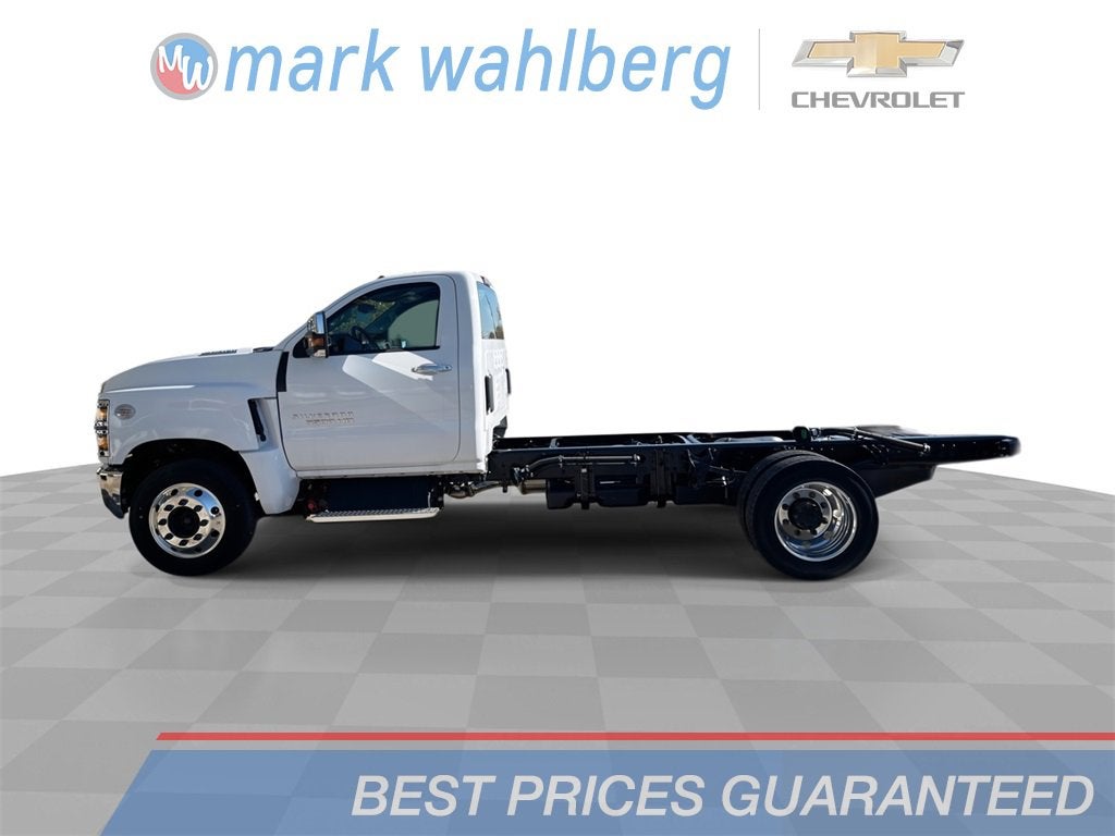 2024 Chevrolet Silverado 5500 HD Work Truck