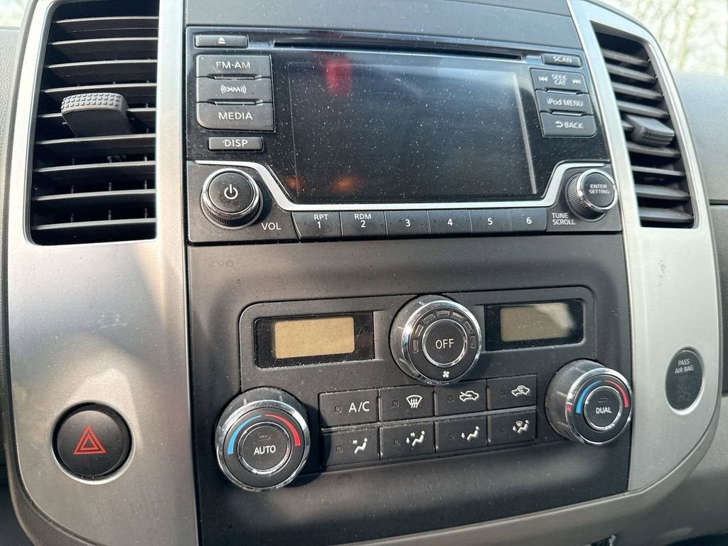 2017 Nissan Frontier SV V6