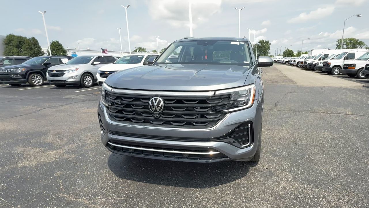 2024 Volkswagen Atlas 2.0T SEL Premium R-Line