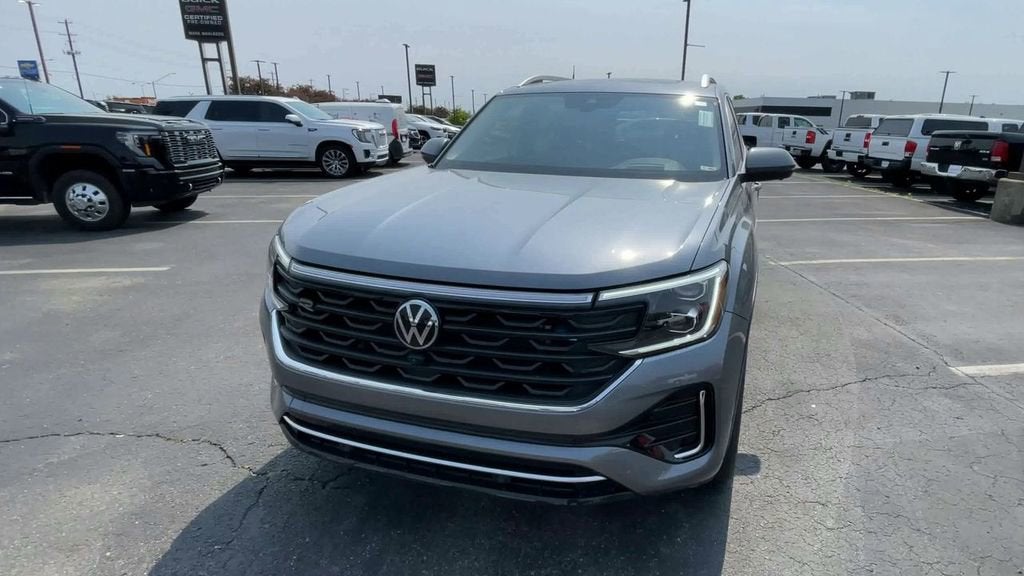 2024 Volkswagen Atlas 2.0T SEL Premium R-Line