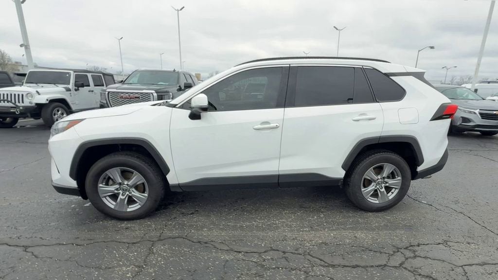 2022 Toyota RAV4 XLE