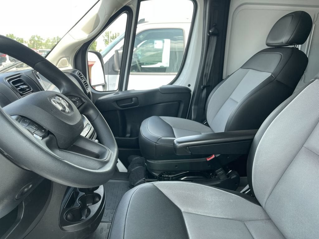 2026 RAM ProMaster Cargo Van Tradesman