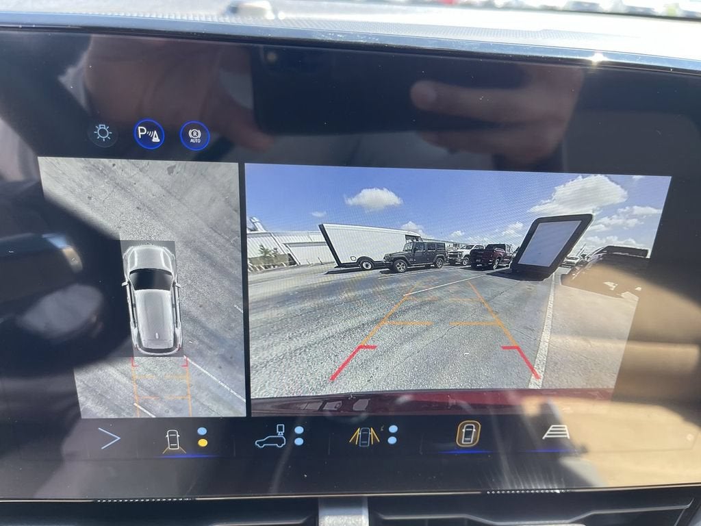 2027 Chevrolet Equinox AWD ACTIV