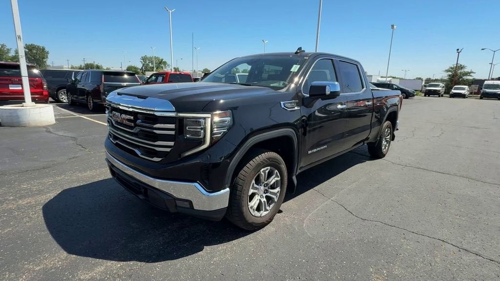 2022 GMC Sierra 1500 SLT