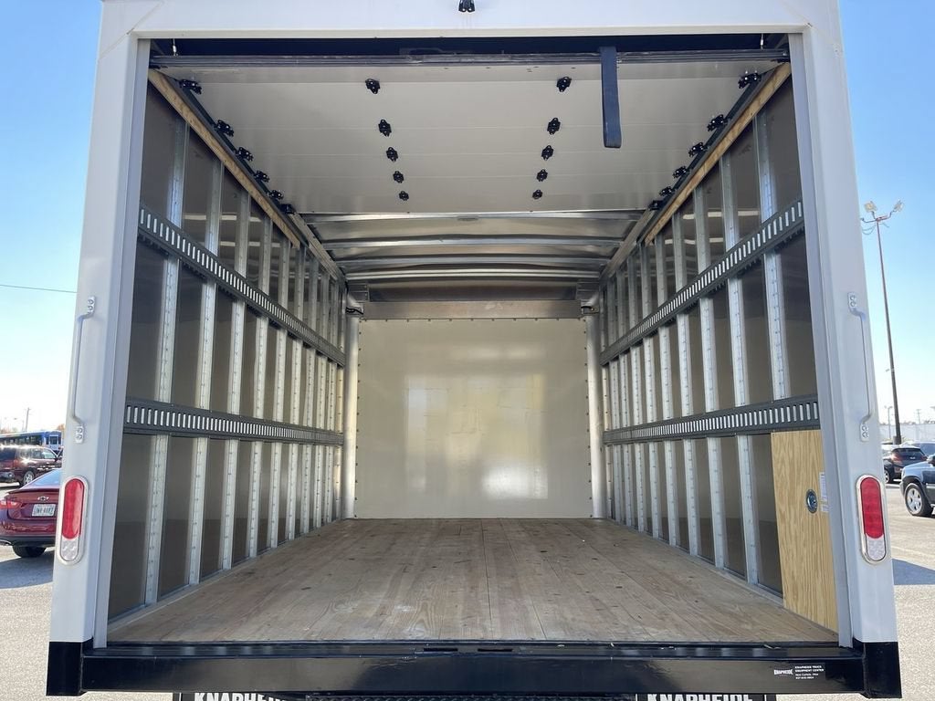 2024 Chevrolet Low Cab Forward 4500 HG 4500