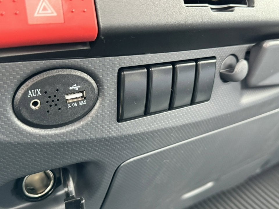 2024 Chevrolet Low Cab Forward 5500 XG 2WD Reg Cab 176